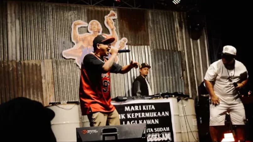 MALANG KEMBALI HIP HOP